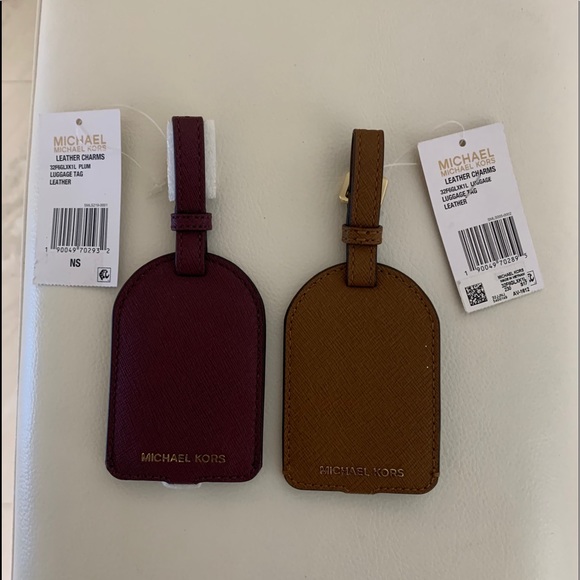 Michael Kors Jet Set Saffiano Leather Luggage Tag - Picture 2 of 3